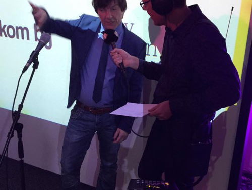 Interview + optreden Kees Versluijs als Paul Anka