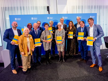 Onderzoekspresentatie voor Week van de Mediawijsheid, bellen met SeniorWeb