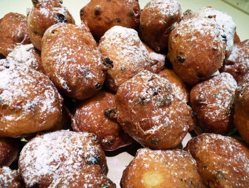 Lekkerste oliebollen komen uit Tilburg en Schiedam
