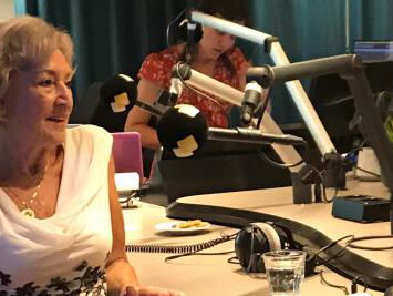 Hilly Zegers zoekt jeugdliefde Hans de Leers deel 1