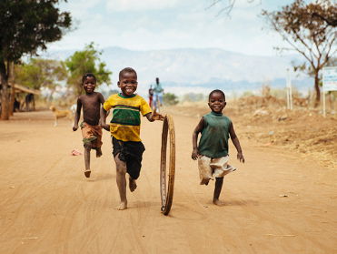 Rijken worden rijker, Tear directeur blijf optimistisch