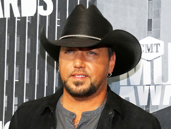 Country Roads: Jason Aldean