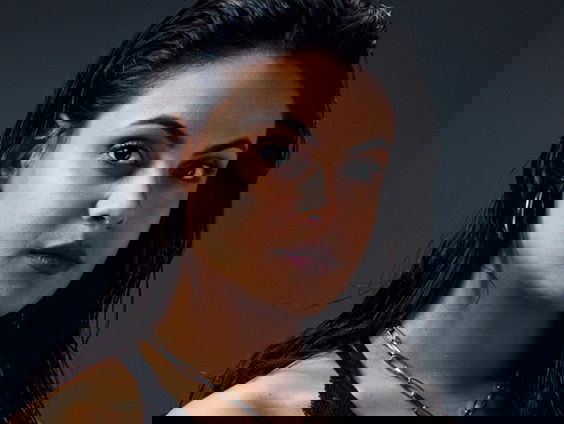 Zangeres Maya Shanti in de studio!