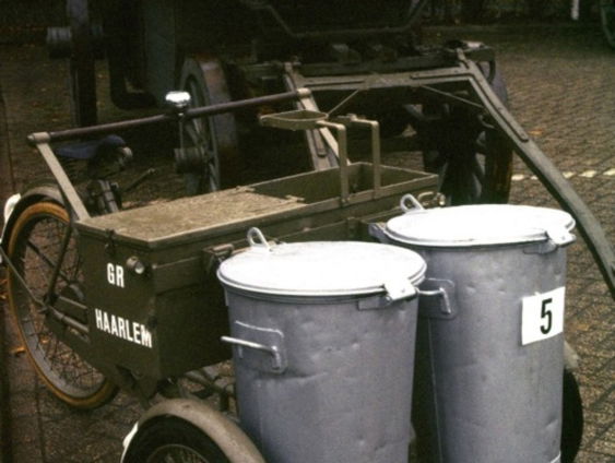 In 1967 gebruiken we voor het eerst een vuilniszak in Nederland