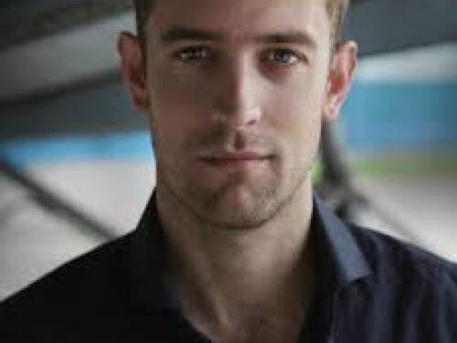 Musicalster Jonathan Demoor kan goed op hakken lopen.