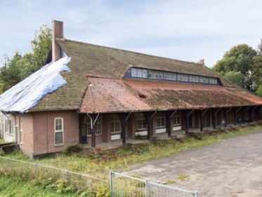 Duitse turnhal in Ellecom te koop!