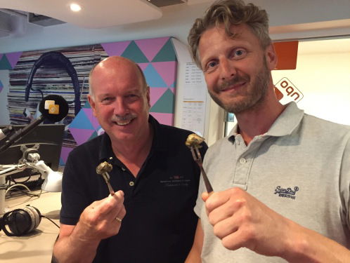 Tom proeft de slakken van Slow Escargots