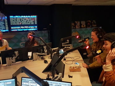 Een Volgspot-jingle door De Meisjes met de Wijsjes