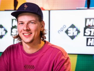 Sander Hoogendoorn (3FM Ochtendshow) wil de film Home Alone uitzenden op de radio!