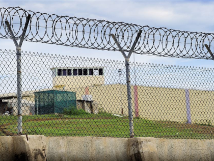 Bijbelstudie in de bajes