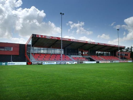 Wilco Polinder bezocht al bijna 500 amateurvoetbalclubs!