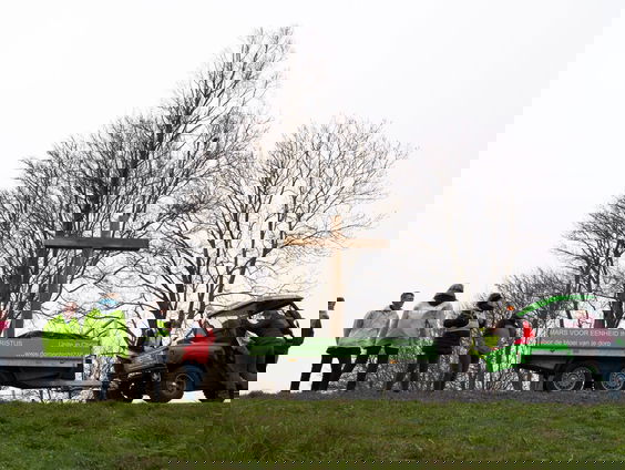 Met een kruis door 42 dorpen in Noord-Nederland