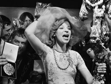 Getty Kaspers viert haar verjaardag in Thuis op 5!