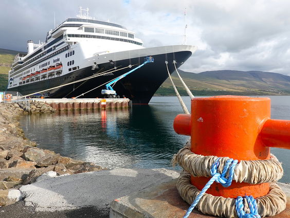 Het voortouw nemen, of toch het achtertouw?