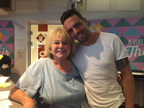 Dennis Kroon: van militair tot zanger