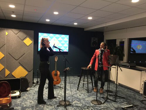 Saskia en Serge zingen 't Spinnewiel