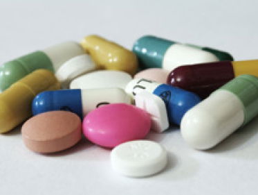 Apotheker maakt eigen medicijnen