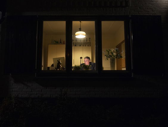 Heerlijk toch; Gluren bij de buren!