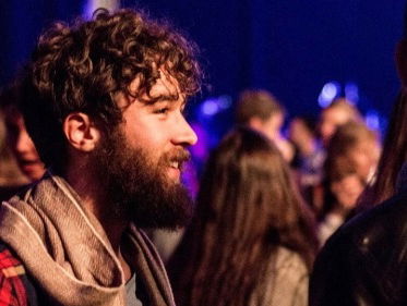 Jan Willem van der Straten legt ons op bed met Henri Nouwen