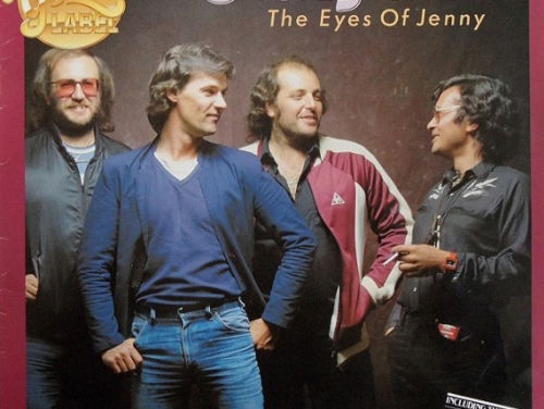 The eyes of Jenny - Sandy Coast