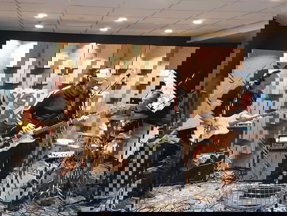 Volgspot Podium: 'Wonderful tonight' - Ocobar