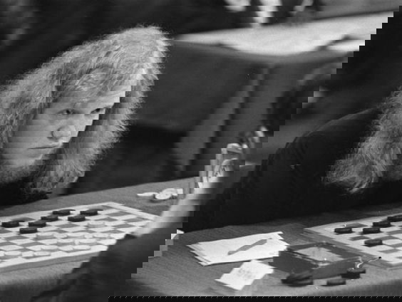 Ton Sijbrands verplettert Russisch dam bolwerk in 1972