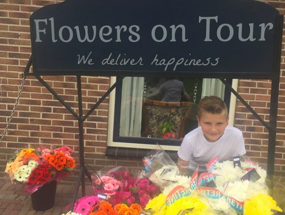 Jurre is 9 jaar, en heeft nu al zijn eigen bloemenhandel