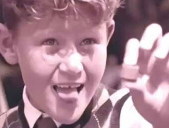 Theater van het Sentiment: Reclamevoorstelling - 2e bedrijf