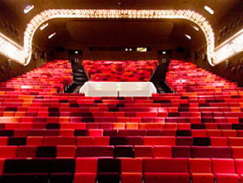 Marc van Kaam over jubileum Luxor Theater