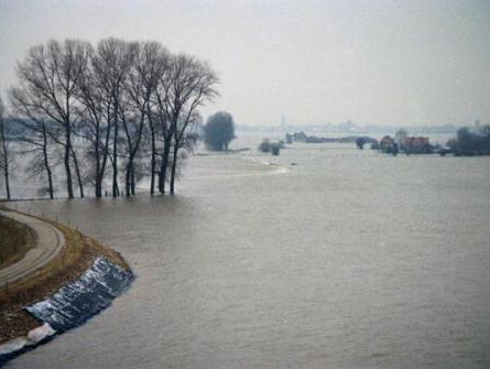 'Als één piano over de dam is...'