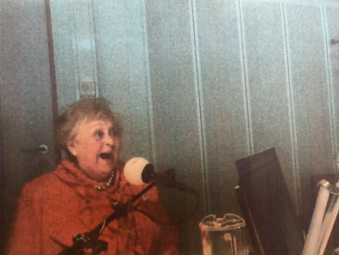 Ina zoekt baby Joke uit kinderwagen deel 2