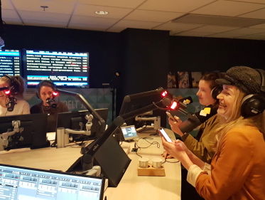 De Meisjes met de Wijsjes (3)