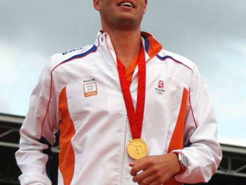 Maarten van der Weijden trots op iedereen in de zorg