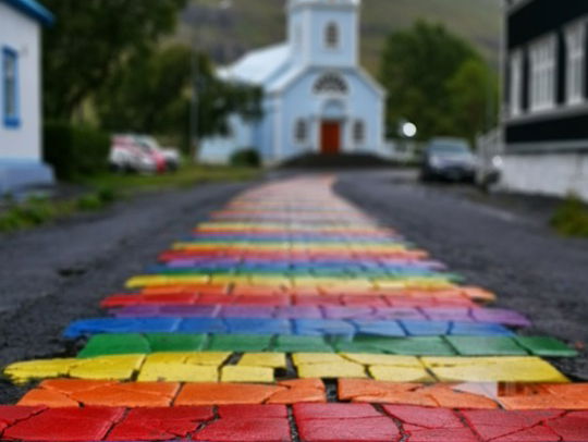 Hoe ga je om met je homoseksuele zoon?