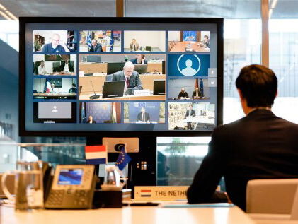 Nachtelijke onderonsjes van de ministers