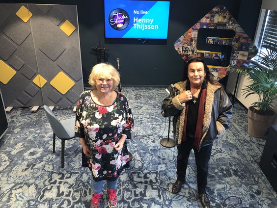 Live in TinekeShow: Henny Thijssen