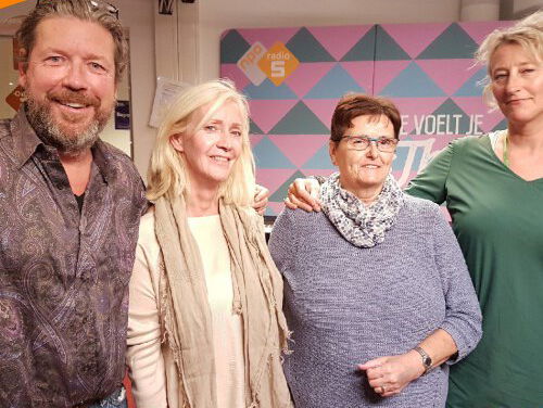 Jennet Boon en Ans Turkenburg van Leergaloos