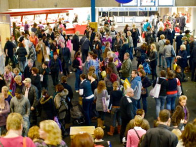Sandra en Erik trouwen morgen op de huishoudbeurs