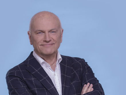 Jacques leest voor uit Tem de Tekens