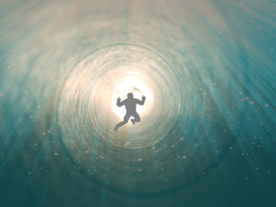 Rijk worden? Bewijs dat er leven na de dood is!