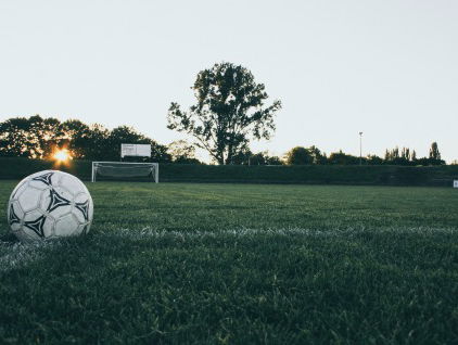 Jan richtte een sportclub op in een Keniaans vluchtelingenkamp