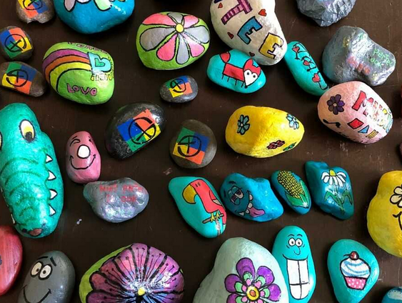 Happy Stones; een glimlach om je lippen