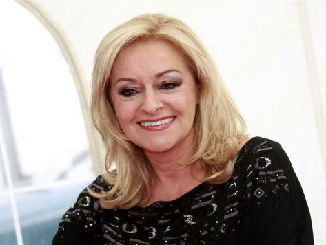 Corry Konings ( ivm Evergreen top 1000- Volgspot Café)