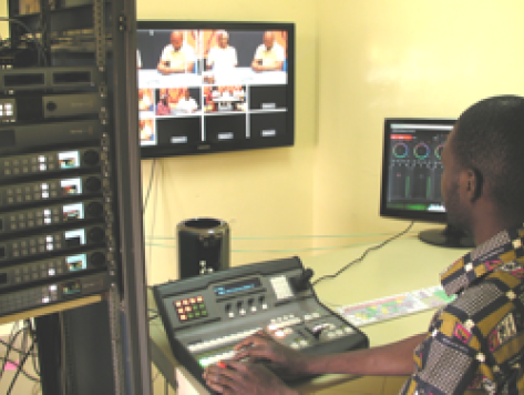 Is het maken van tv-programma's het nieuwe ontwikkelingswerk?