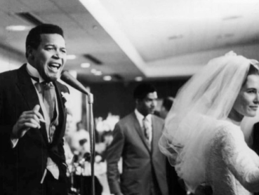 Yamileth zoekt beelden van Chubby Checker
