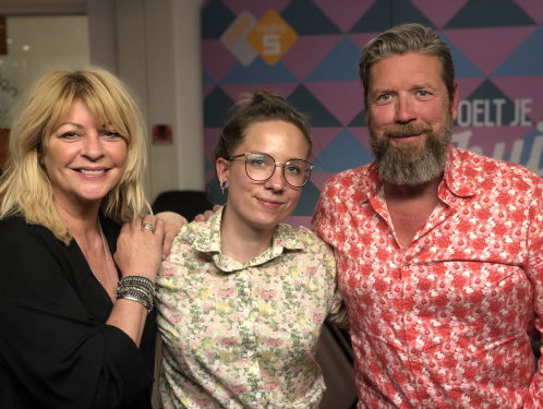 Aafke Romeijn heeft een nieuwe single met Spinvis en is te gast in De MAX!