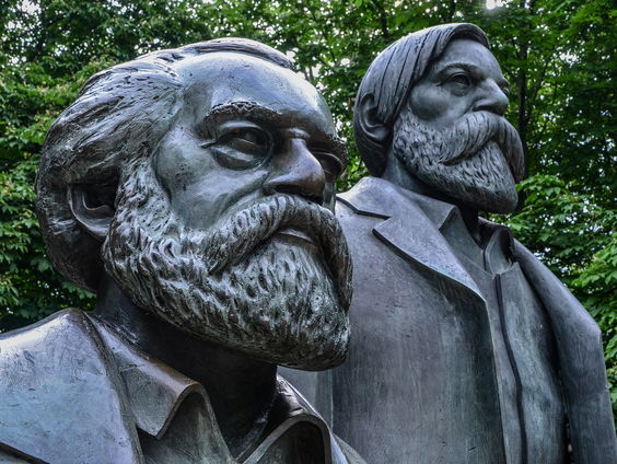 De oorsprong van het communisme