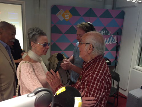 John Webb zoekt verloofde Jessy Crooy