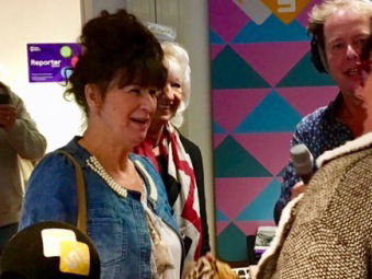 Debby de Kruijf zoekt twee halfzussen