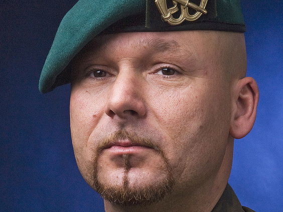 Marco Kroon niet ontslagen bij Defensie